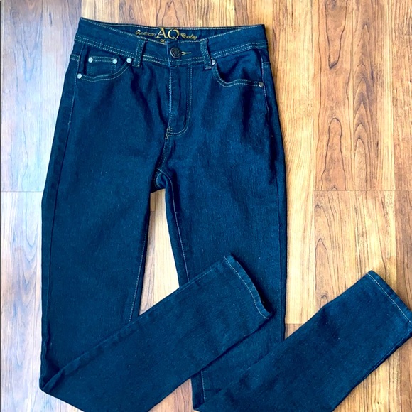 🌸🌸AMERICAN QUALITY JEAN🌸🌸 - Picture 1 of 8